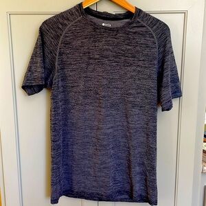 Zella Dynamic Crewneck T- Shirt